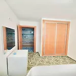 Sol & Apt- Coastal Retreat By The Sea شقة